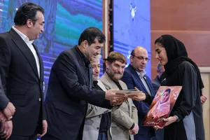تجلیل از تیم&zwnj;های قهرمان دانشگاه آزاد اسلامی با حضور دکتر بیژن رنجبر