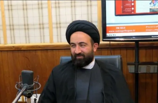 پیام رهبری بر وحدت ملی و بیاعتمادی به آمریکا تأکید کرد