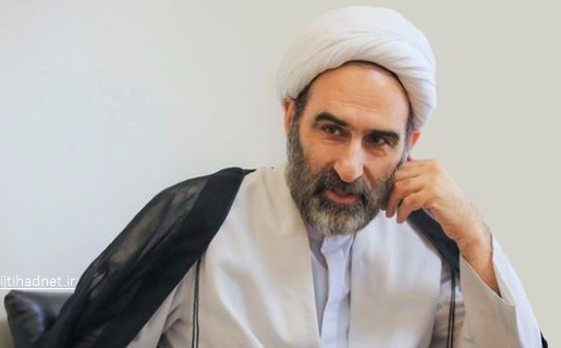 روز گرامیداشت حافظ و نگاهی به «نظرِ پاک و حکمت خطاپوشی صنع» روز گرامیداشت حافظ و نگاهی به «نظرِ پاک و حکمت خطاپوشی صنع»