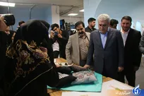 بازدید معاون علمی رئیس جمهور از سرای نوآوری پوشاک