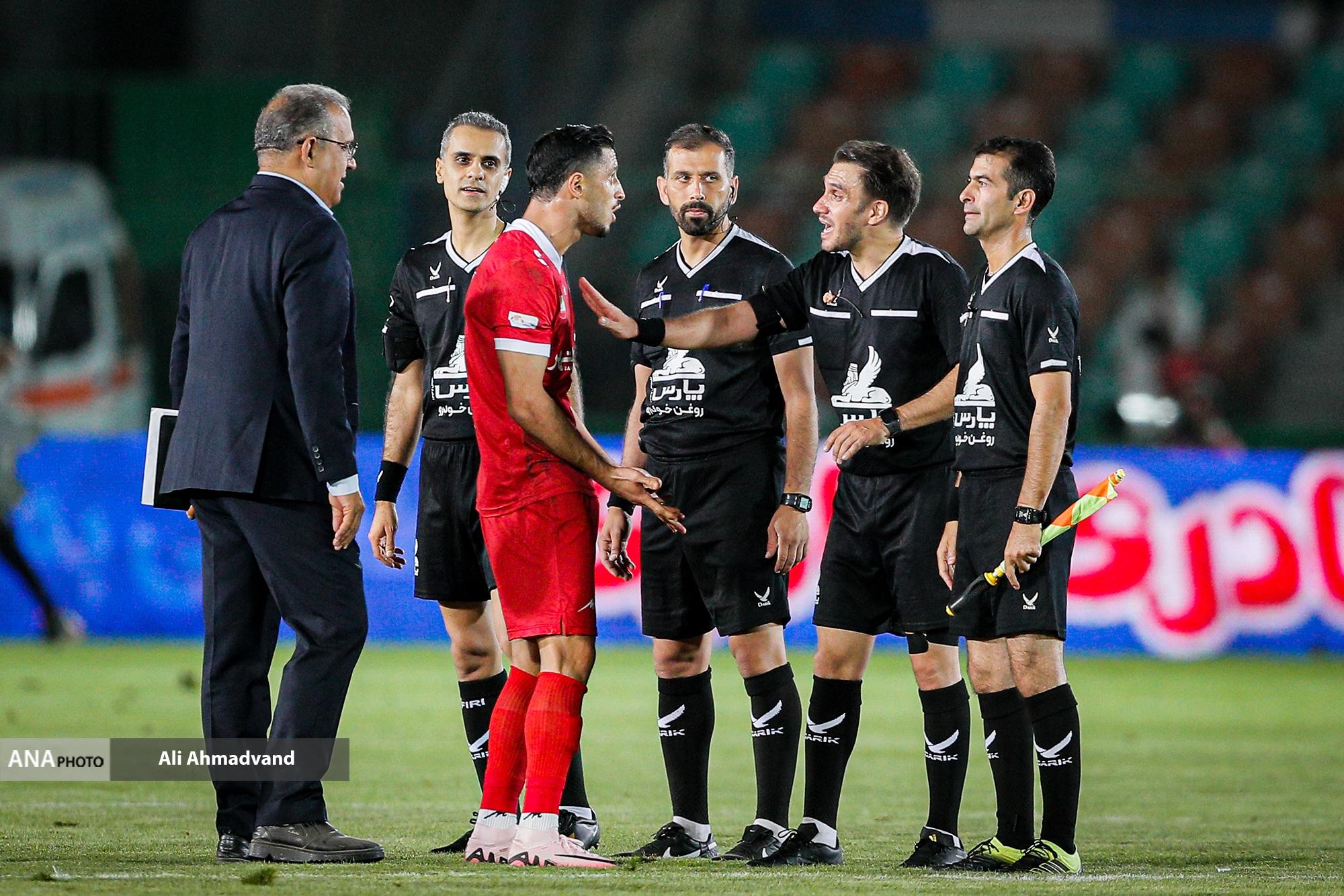 از برخورد صمیمی امیری با هاشمیان تا مصاحبههای هماهنگ پرسپولیس و استوری لک از برخورد صمیمی امیری با هاشمیان تا مصاحبههای هماهنگ پرسپولیس و استوری لک