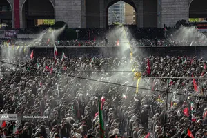 مراسم اقامه نماز بر پیکر امام شهید امت