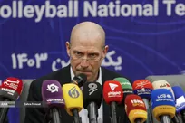 پیاتزا: دیوانه نیستم بازیکنان را مدام تغییر دهم/هیچ تیمی در جهان چالش‌های ایران را ندارد