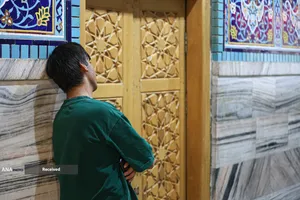 حرم مطهر رضوی در شب رحلت پیامبر اکرم و شهادت امام حسن مجتبی(ع)