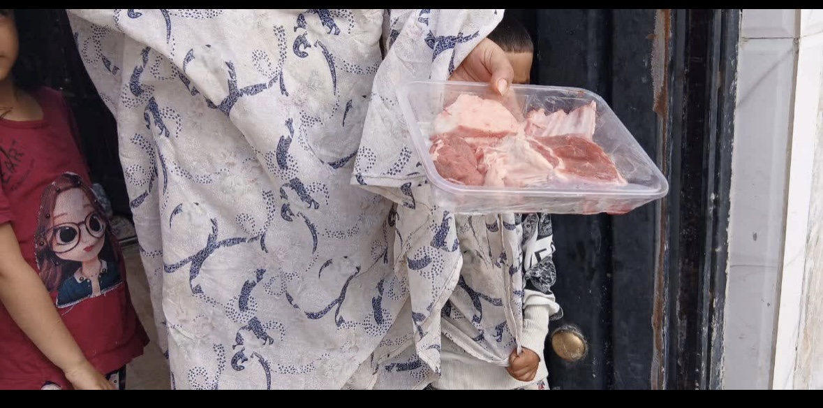 فعالیت‌های جهادی به یاد ۱۶۸ شهید مدرسه «شجره طیبه» / احداث ۲۵۱ سرویس بهداشتی، آبرسانی‌ و توزیع نان در روستاها+ فیلم