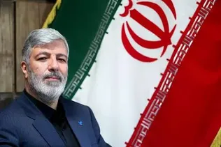 دو ابتکار دانشگاه آزاد اسلامی در مسیر اربعین حسینی/ از کوله‌پشتی‌هایی با یاد شهدا تا هنری که با هدفِ مقاومت گره خورد
