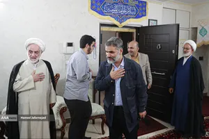 دیدار با خانواده شهید نخبه علی خدایاری