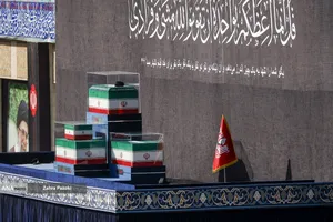 مراسم وداع با رهبر شهید انقلاب
