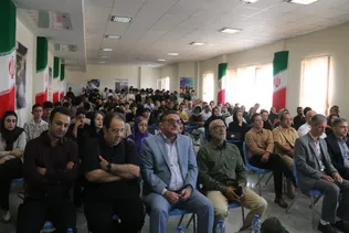 زنگ آغاز سال تحصیلی در هنرستان سمای دهکده مهارتی دانشگاه آزاد همدان نواخته شد