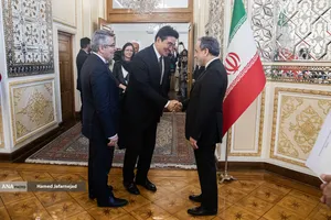 دیدار سید عباس عراقچی وزیر امور خارجه با سفرا و روسای نمایندگی&zwnj;های خارجی و بین&zwnj; المللی
