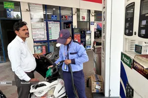 رشد ساعتی قیمت فرآورده های نفتی در جهان