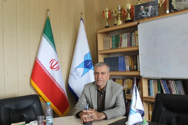 رسالت استاد تنها تدریس سرفصل‌های آموزشی نیست/دانشگاه کارخانه انسان‌سازی است