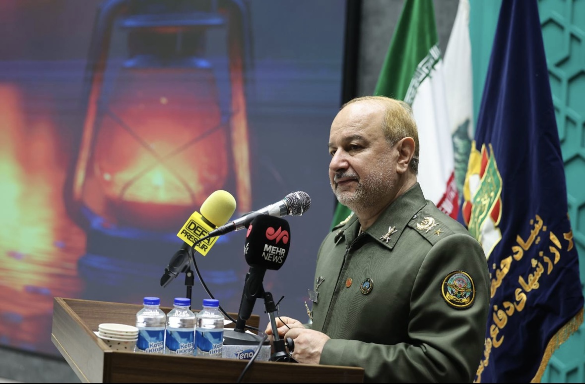 گفتمان و ارزشهای دفاع مقدس را تبیین کنیم تا انسجام ملی به وجود آید گفتمان و ارزشهای دفاع مقدس را تبیین کنیم تا انسجام ملی به وجود آید