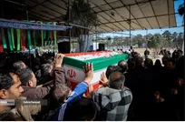 شهید یک‌ساله در آغوش مادر شهیدش به خاک سپرده شد +فیلم