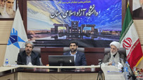 &nbsp;معلمان تکمیل&zwnj;کننده مثلث دفاع از ارزش&zwnj;های انقلاب اسلامی هستند/ پویایی دانشگاه در گرو حضور دانشجویان است