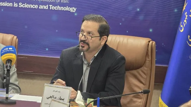 باید دوره پسادکتری را به یک مدل بومی برای استفاده بهینه از ظرفیت نخبگان تبدیل کنیم
