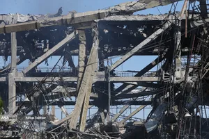 تجاوز هوایی آمریکا و صهیونیستی به ورزشگاه ۱۲هزار نفری آزادی 