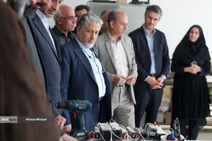 بازدید بیژن رنجبر رییس دانشگاه آزاد اسلامی از دستاورد های علمی و روباتیک دانشگاه آزاد اسلامی واحد یزد