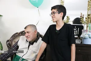 دیدار خادمیاران رضوی با خانواده شهید علیرضا قنبری