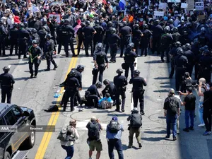 آتش اعتراضات در لس آنجلس