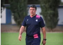 مخالفت باشگاه استقلال با حضور نوازی در کادرفنی/ غلامپور فعلا ماندنی شد