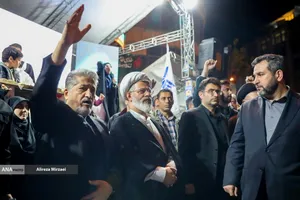 اجتماع خانواده دانشگاه آزاد اسلامی در تجدید بیعت با رهبر انقلاب