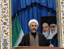 امام جمعه ایلام: ناو&zwnj;های پیشرفته دشمن از ترس رویارویی با رزمندگان ما خود را به آتش کشیدند