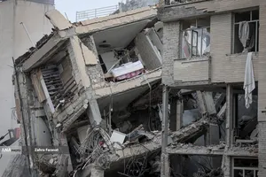 آثار تجاوز هوایی آمریکایی _ صهیونیستی به اماکن مسکونی