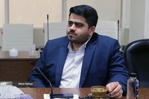 سیدعلی لاجوردی عضو هیات علمی دانشگاه جامع انقلاب اسلامی در نشست علمی با موضوع &laquo;حکمرانی اینترنت در شرایط جنگی؛ تحلیل تلاقی امنیت، اقتصاد و فرهنگ&raquo;