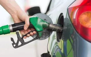 از CNG تا خودروهای هیبریدی؛ راهکار کاهش مصرف بنزین چیست؟