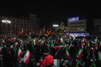 چرخ‌های کوچک وطن‌دوستی/ حضور مردم در کوچه‌ها، حقیقت انقلاب را فریاد می‌زند