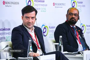 سخنرانی محمد نظیفی مدیرعامل بورس انرژی ایران در نشست تخصصی هفته انرژی روسیه ۲۰۲۵ با موضوع از شبکه جهانی تا دژهای منطقه&zwnj;ای؛ نقشه جدید انرژی جهان در راه است