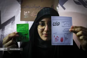 اجتماع مردمی در حمایت از رزمندگان اسلام و بیعت با رهبری و محکومیت حملات وحشیانه صهیونیستی - آمریکایی با حضور مردم انقلابی و شهیدپرور در میدان شهدا تهران