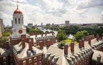 شوک به آموزش عالی آمریکا؛ دانشجویان بین‌المللی به سمت انگلیس فرار می‌کنند