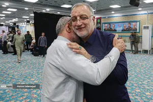 حضور علیرضا زاکانی شهردار تهران در مراسم دومین سالگرد عروج حاج رضا سراج