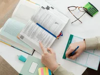 معرفی روش مؤثر SQ3R؛ بهترین تکنیک مطالعه برای امتحانات پایان‌ترم