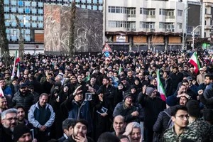  اجتماع مردم تهران در پی خبر شهادت حضرت آیت الله العظمی امام خامنه ای رحمته الله علیه رهبر عظیم الشان انقلاب اسلامی ایران