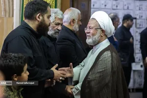 حجت&zwnj;الاسلام&zwnj; حسن ملک محمدی نماینده اسبق مردم شهرستان دامغان در مراسم چهلم شهادت حاج محمدسعید ایزدی(حاج رمضان)