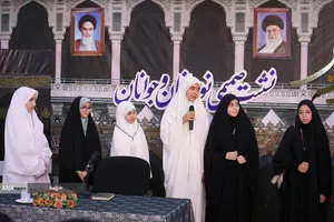 نشست صمیمی با نوجوانان حاضر در حج 1404