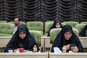 آیین تکریم خبرنگاران حوزه ایثار و شهادت