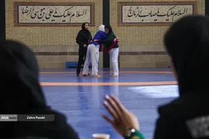 اولین دوره لیگ کشتی آلیش بانوان