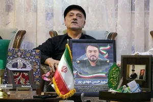 دیدار خادمیاران و یاوران رضوی با خانواده شهید حسن مهدی پور