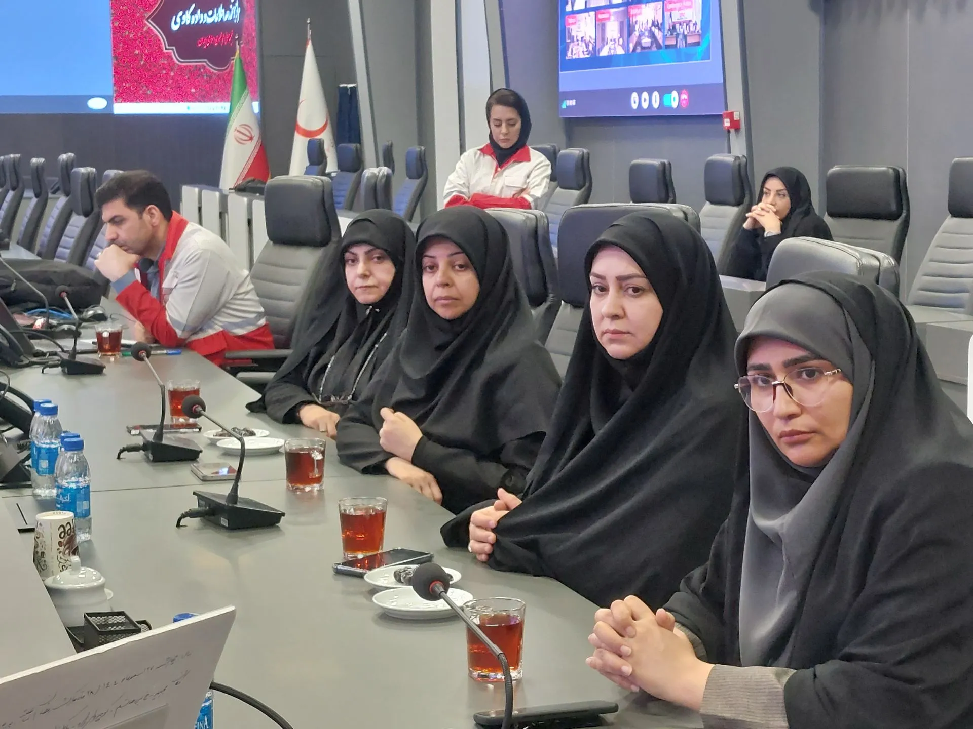 لیلا نصرالهی در هلال احمر لیلا نصرالهی در هلال احمر