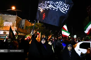 اجتماع مردمی در حمایت از رزمندگان اسلام و بیعت با رهبری و محکومیت حملات وحشیانه صهیونیستی - آمریکایی با حضور مردم انقلابی و شهیدپرور در میدان شهدا تهران