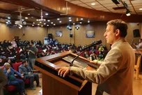 نام دانشجو با خود پویایی، پرسشگری و نوآوری به همراه می‌آورد