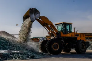 کارخانه شیشه