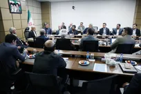  عارف: پیروزی ایران مرهون رهبری هوشمندانه آیت‌الله مجتبی خامنه‌ای است/ از عملکرد دکتر قالیباف تقدیر و حمایت می‌کنیم