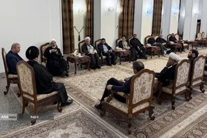 دیدار سفیر ایران در عراق با نماینده بعثه مقام معظم رهبری