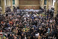 همخوانی کارگران در محضر رهبر معظم انقلاب+ فیلم