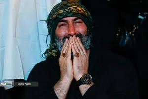 مراسم عزاداری در سوگ رهبر شهید انقلاب - میدان انقلاب تهران
